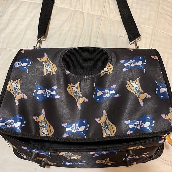 Pet Carrier Bag - Picture 1 of 10